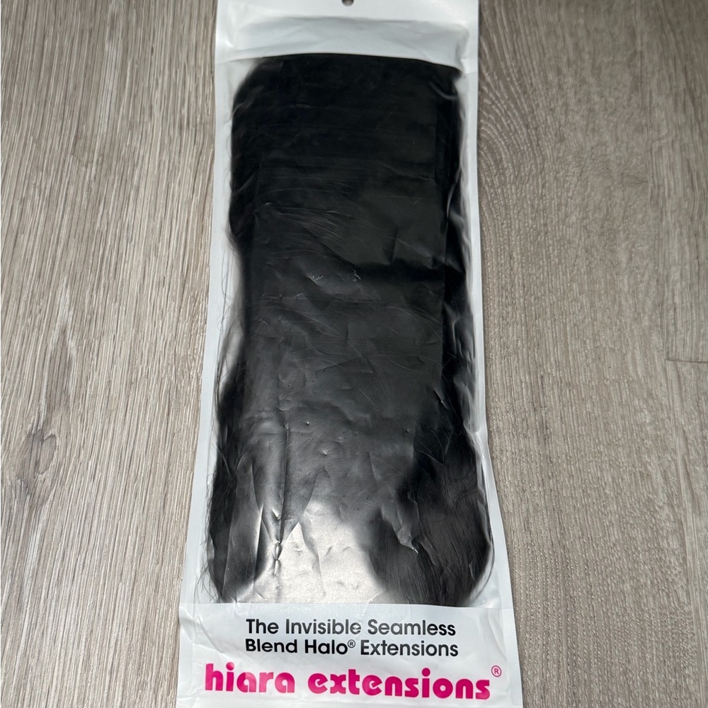 Hiara Extensions Black Invisible Seamless Halo Hairpiece